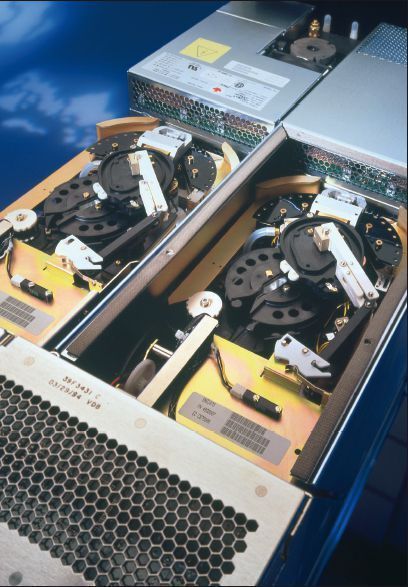 Blick in die Magstar-3590-Laufwerke (Archiv: Vogel Business Media)