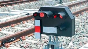 Stopp für alle Züge, hieß es in dieser Woche bei der Deutschen Bahn. Der Funk ausgefallen! Das führen manche auf Bauteile aus China zurück, weshalb die Forderung wieder hochkocht, chinesische Komponenten aus kritischen Infrastrukturen in Zukunft herauszuhalten ... (Bild: Bahn)