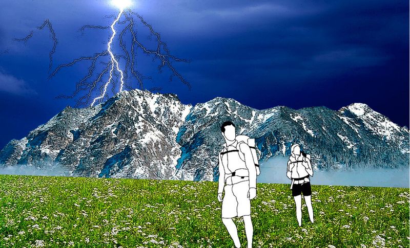 Der Aufenthalt im Gebirge während eines Gewitters kann für Wanderer und Bergsteiger aufgrund der vielen exponierten Stellen und wegen des sich rasch ändernden Wetters sehr gefährlich sein. (Bild: VDE)