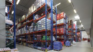 Utz identifiziert mit Logomate große Warenbestände, sodass frühzeitig Aktionen für den proaktiven Abverkauf planbar sind. (Bild: Remira)