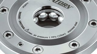 Das Nullpunkt-Spannsystem soll laut Hahn & Kolb Rüstzeiten reduzieren. Bild: Hahn & Kolb (Archiv: Vogel Business Media)