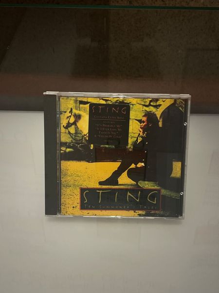 Was hat Sting mit Digitalisierung zu tun? Am 11. August 1994 wird dieses Album im Internet verkauft und per Kreditkarte bezahlt. Der Grundstein des Online-Shoppings. (© cm)