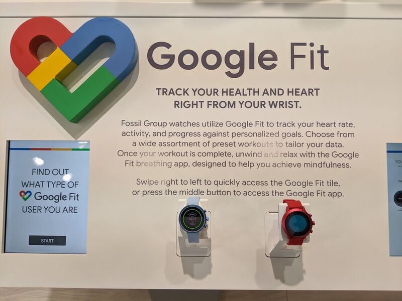 Jede Menge Smartwatches sind auf der Messe zu finden - hier zum Beispiel von Fossil mit Google Fit. (IT-BUSINESS)