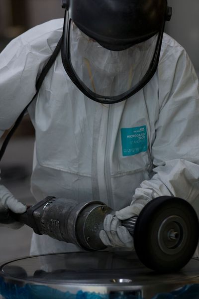 Das Planex System in einem Reinraum bei einem Kunden von Italvacuum. Das Angebot des Unternehmens eignet sich besonders für Pharma-, Feinchemie- und Chemieunternehmen, vor allem für die Produktion von pharmazeutischen Wirkstoffen, feinchemischen Pulvern und Zwischenprodukten. (Bild: Italvacuum)