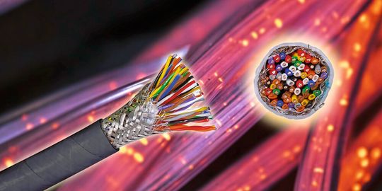 Die Hybrid-Kabel von Telemeter Electronic vereinen verschiedene Kabeltypen in einer Kabelkonstruktion.Viele Variationen ermöglichen kundenspezifische Kabellösungen.(Bild:  Telemeter Electronic)
