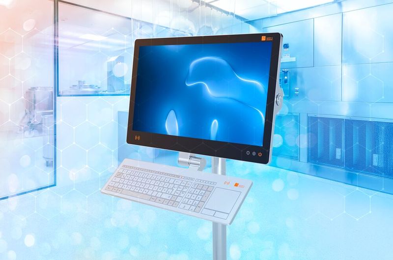 Für die Dateneingabe stehen explosionsgeschützte Tastaturen als Glas- oder Folienausführung mit Touchpad zur Verfügung. (Bild: Systec & Solutions)