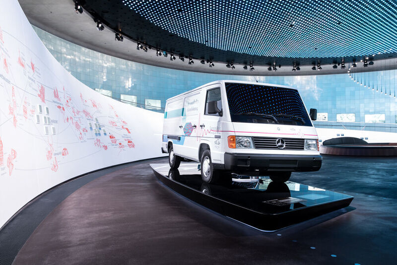 Das „New Electric Car“ ist das erste Brennstoffzellenfahrzeug von Mercedes-Benz, das unter Alltagsbedingungen funktioniert. Der Elektromotor leistet 30 kW (41 PS).  (Daimler AG)