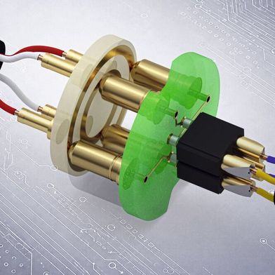 Federkontakte:  Aus einem federnden Pin wird ein elektromechanisches Ausgleichssystem, das verbindet, toleriert und stabilisiert. Zu sehen der Omniball Connector. (Bild: Mill-Max)
