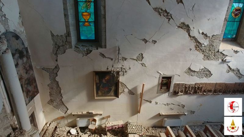 Die Sicht einer Drohne in der Sant Agostino Kirche. (TRADR)