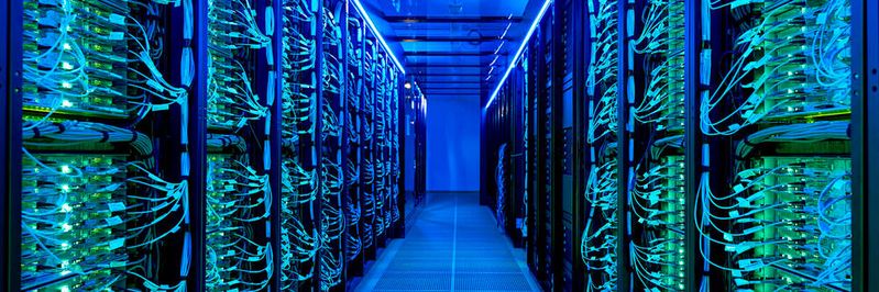 Das Karlsruher Institut für Technologie stellt mit dem „Hochleistungsrechner Karlsruhe“ – kurz HoreKa – einen neuen Supercomputer für viele Fachgebiete bereit(© www.kit.edu)