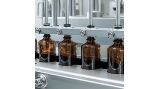 Flexcare 100 aus der Groninger Business Line zur Verarbeitung von Consumer Healthcare Flaschen (Bild: Groninger)