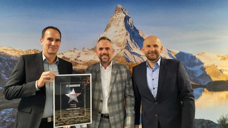 Das Team Littlebit (v. l.) Michael Puls, Andreas Dölker und Tom Kompes, holen GOLD in der Kategorie 