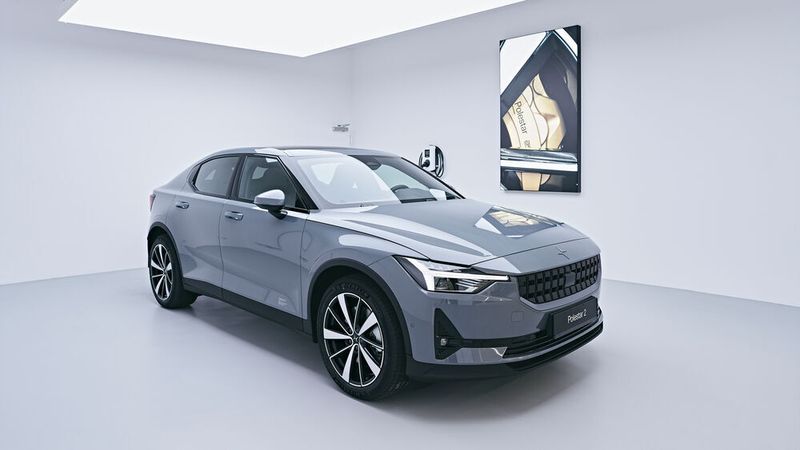 Anders als der Wettbewerber Tesla setzt Polestar auf eine persönliche Beratung. (Marco Rothbrust Fotografie)