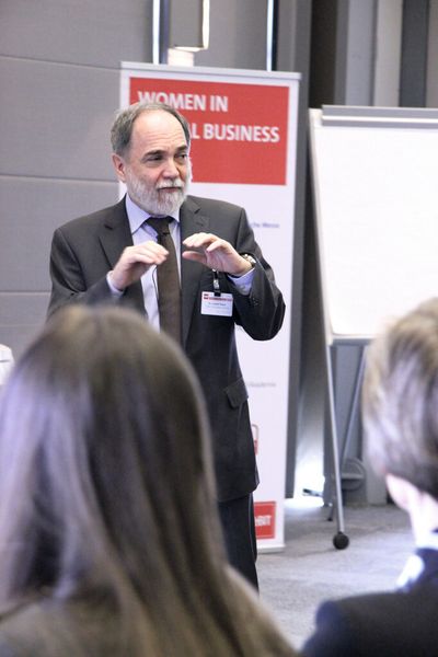 Dr. Joseph Reger, CTO von Fujitsu Technology Solutions, referierte über die Zukunft der IT. (Bild: VIT)