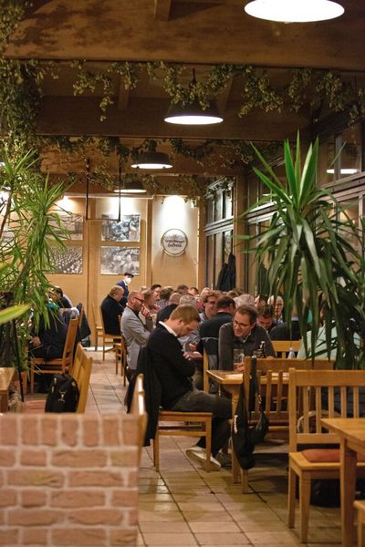 Mit dabei waren neben 26 Fachvorträge und Workshops auch zwölf Austeller in der angeschlossenen Expo und spannendes und unterhaltsames Rahmenprogramm… (Bild: Oxana Gruber Photography)