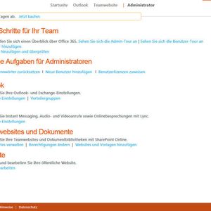 Der Administrator-Bereich der kleineren Office-365-Edition umfasst deutlich weniger Möglichkeiten zur Verwaltung der Sicherheit. In der linken Übersicht finden sich die wichtigsten Funktionen, um Benutzer anzulegen und zu verwalten sowie die Domänen zu erweitern. Erweiterte Konfigurationspunkte wie Sicherheitsgruppen fehlen.