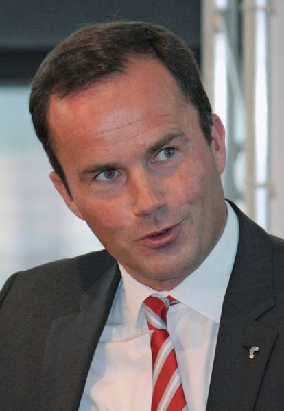 Dr. Jochen Köckler: „Ordnung und Sauberkeit in produzierenden Unternehmen erinnern mich schon heute mehr an eine Apotheke als an den Stereotyp eines verölten Industriebetriebs.“ (Bild: Srocke)