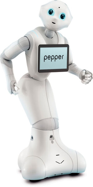 Der französische Roboterbauer Aldebaran hat den freundlichen, humanoiden Roboter Pepper entwickelt. Er kann Emotionen lesen und reagiert auf diese. Lässt sein Gegenüber den Kopf hängen, versucht ihn Pepper aufzumuntern: Er erzählt einen Witz, tanzt, oder spielt ein Lied. (Aldebaran Robotics)