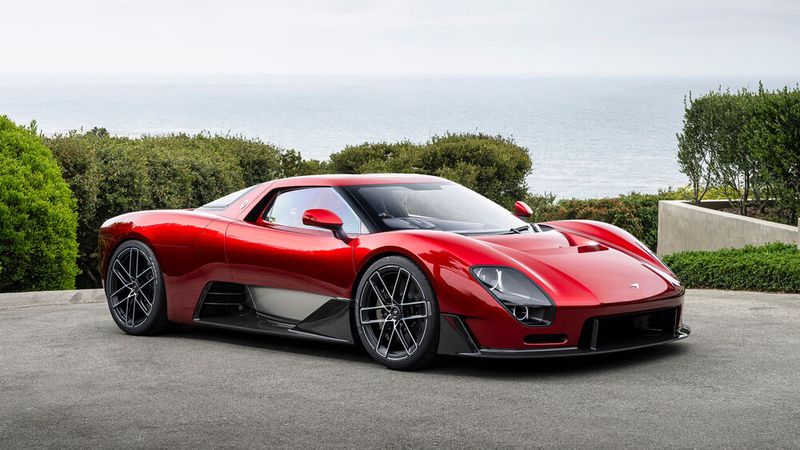 Das Außendesign ist unverwechselbar, was heute keinesfalls selbstverständlich erscheint. (Bild: McLaren Automotive / James Lipman)