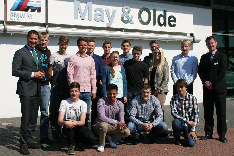 Geschäftsführender Gesellschafter Christian Rönsch hieß 16 neue Lehrlinge bei May & Olde willkommen. (Foto: May & Olde)