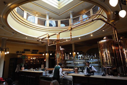 ... Paulaner Wirtshaus am Nockherberg. Dort war Gelegenheit, sich für den anstehenden Nervenkitzel in den ... (Archiv: Vogel Business Media)