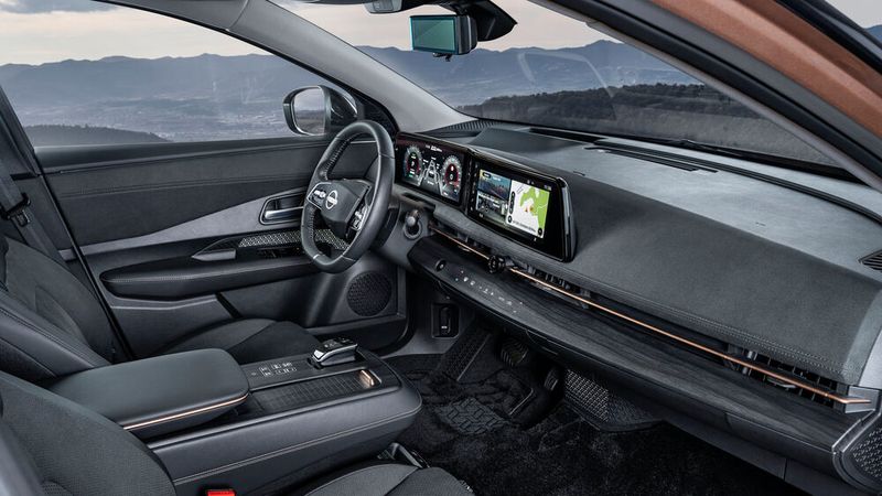 Klassische Knöpfe und Schalter fehlen nahezu komplett. (Bild: Sebastien Mauroy/Nissan)