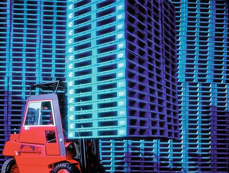 Chep versorgt zahlreiche Industrie- und Handelsunternehmen mit über 300 Mio. Paletten und Behältern.  Bild: Chep (Archiv: Vogel Business Media)