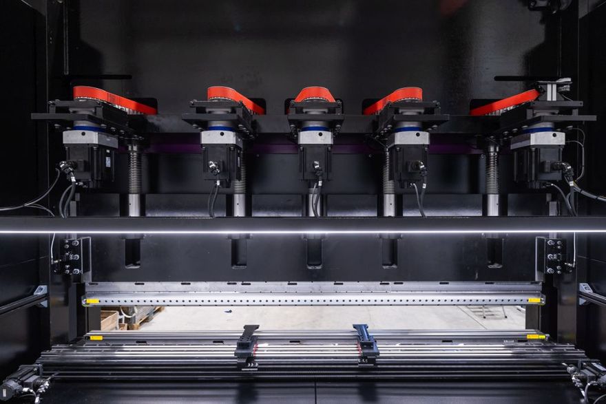 abkantpresse-bull30-16 (CoastOne Oy)