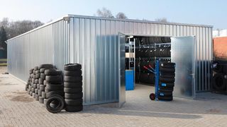 Reifenlagerhallen ()