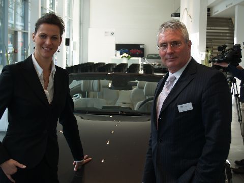 Birgit Hiller und Volkmar Job sind zufrieden mit der Entwicklung von BMW – der einzigen Premiummarke, die 2010 ein deutliches Wachstum vorweisen konnte. (Archiv: Vogel Business Media)