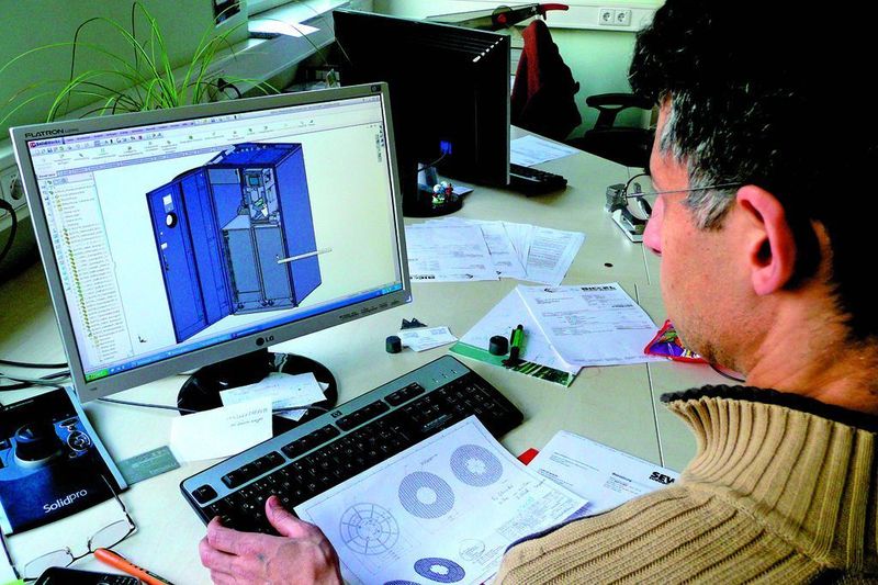 Die Bickel Metallbau und Blechtechnik GmbH ist nicht nur als Lohnfertiger aktiv, sondern bietet auch zahlreiche Eigenkonstruktionen an. Deshalb verfügt das Unternehmen auch über mehrere CAD-Arbeitsplätze. (Archiv: Vogel Business Media)