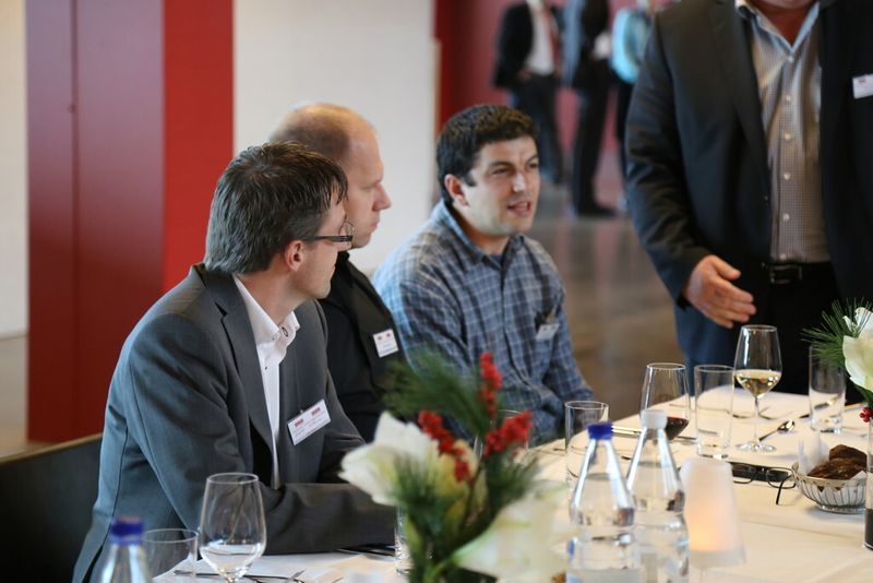 Gute Gespräche während eines feinen Essens gehörten ebenfalls zum SMM Kongress. (Bild: Matthias Böhm)