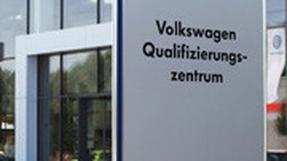 Das neue Trainingszentrum Freisíng bietet technische Qualifizierungen und IT-Schulungen für Mitarbeiter der VW-Handelsorganisation. (Foto: VW)