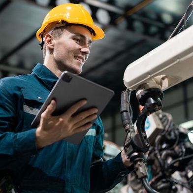 Nicht sicher, wie Sie Ihren Betrieb fit für die Zukunft machen? Der Retrofit Innovation Day bietet den idealen Startpunkt für Ihren langfristigen Erfolg.  (Bild: © eakgrungenerd - stock.adobe.com)