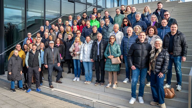 Mitsubishi hat gut 30 Händler ausgezeichnet.(Bild:  Photography Schaarschmidt)