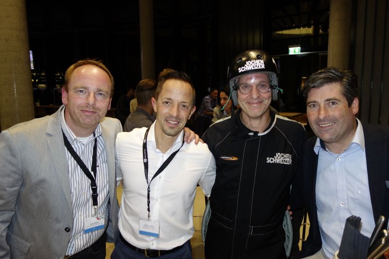 (v. l.) Heiko Vollmer, reichelt elektronik, Sascha Bosen, Henrique Atzkern und Nigel Bissette, Seagate. (Bild: IT-BUSINESS)