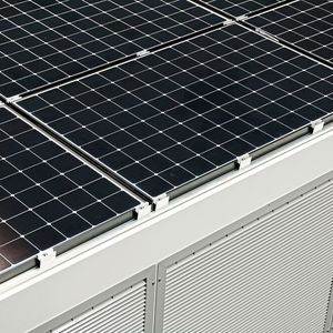 Grundsetzlich soll der Stadtluftreiniger mit Solarenergie arbeiten und nur im Notfall auf externe Energiequellen zurückgreifen.(Bild:  Purevento)