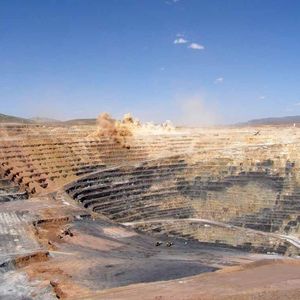 FIG. 1: The selection of the most appropriate materials handling system for a given mining operation must consider economic, social, environmental and technical issues.