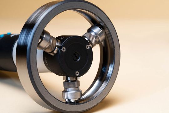 Blick auf den Messdatenabgriffbereich der, wie es von Hahn+Kolb heißt, innovativen 3-Punkt-Innenmessschraube von Microtest, die jetzt online erhältlich ist. Hier noch etwas mehr dazu ...(Bild:  Hahn+Kolb)