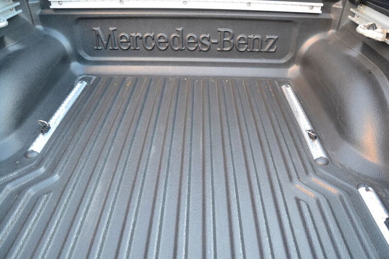 Für die Ladebettverkleidung … (Michel/»kfz-betrieb«)