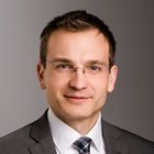 Innovation 360 Grad kombiniert Wissenschaftliche Handlungsempfehlungen mit Erfahrungen aus der Praxis. Zu Zyklenmanagement in der industriellen Praxis spricht Dr. Alexander Schönmann von der MAN Truck & Bus AG (Bild:  MAN Truck & Bus AG)