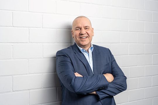 Dr. Steffen Haack konzentriert sich ab dem 1. März 2026 als Vorstandsmitglied auf die Entwicklung und Identifikation neuer Wachstumsfelder.(Bild:  Wolfram Scheible)