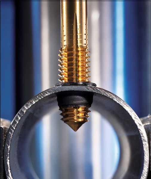Zweiter Schritt: Gewindeformen. (Bild: Ontool)