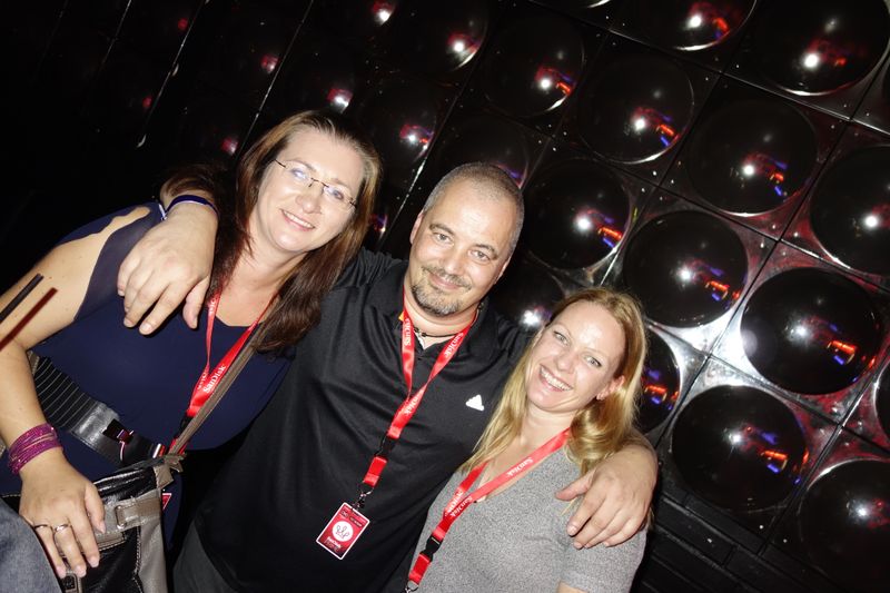 (v. l.) Nicole Fischer, api, Stefan Riede, Fernseh Berlet, mit Hannah Lamotte, IT-BUSINESS (Bild: IT-BUSINESS)