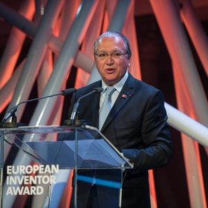 Begrüßung durch Benoit Battistelli, Präsident des Europäischen Patentamtes.(Europäisches Patentamt)