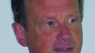 Dr. Michael Rademacher, stellvertretender Vorstandsvorsitzender von Thyssen-Krupp Stainless: „Unsere Produkte atmen mit dem Nickelpreis.“ Bild: Kraus (Archiv: Vogel Business Media)