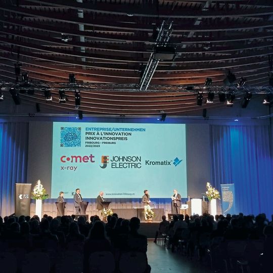 Le mercredi 9 novembre dans la soirée le canton de Fribourg a récompensé ses entreprises les plus innovantes en leur remettant le Prix à l’innovation du canton de Fribourg.(Source :  PromFR)