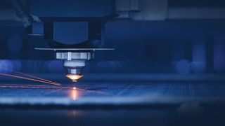 Laserschneidanlage schneidet ballistische Flachprodukte am Standort Kaufungen.  (Bild: © Kloeckner Metals Germany GmbH)