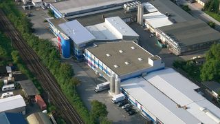 Die zentrale Infrastrukturachse bei Sanner erstreckt sich künftig quer durch das 30.000 m² große Firmengelände. (Bild: Sanner)