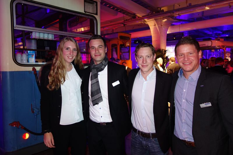 (v. l.) Vanessa Huber und Marc Greber, Tech Data mit Jochen Haas, microCAT und Markus Kölbl, Tech Data (Bild: IT-BUSINESS)